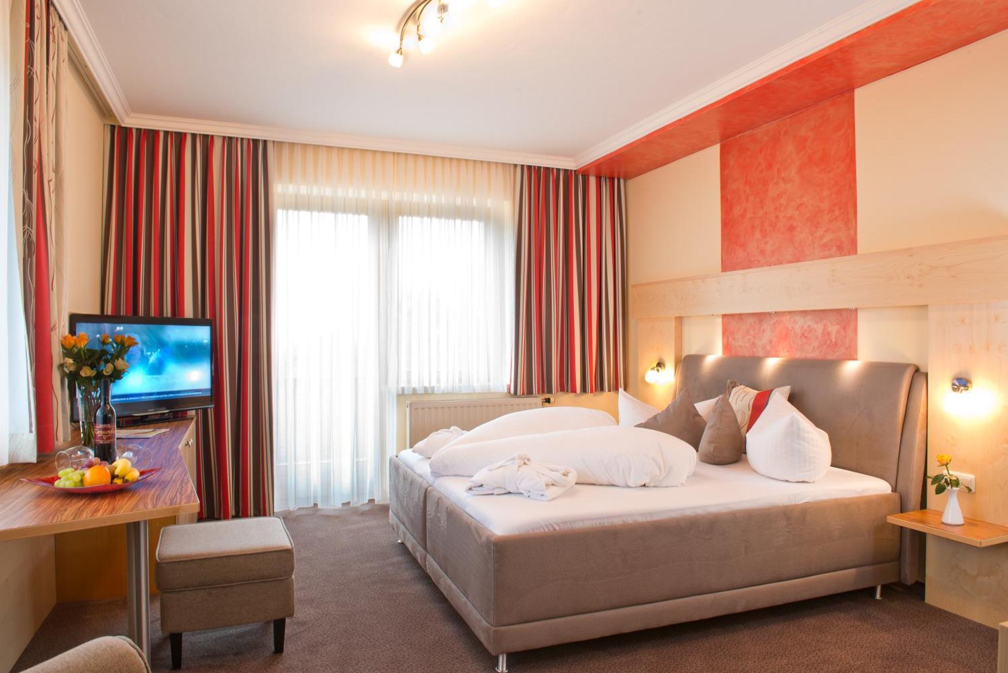 Dreilandhof Otel Fürstenfeld Dış mekan fotoğraf