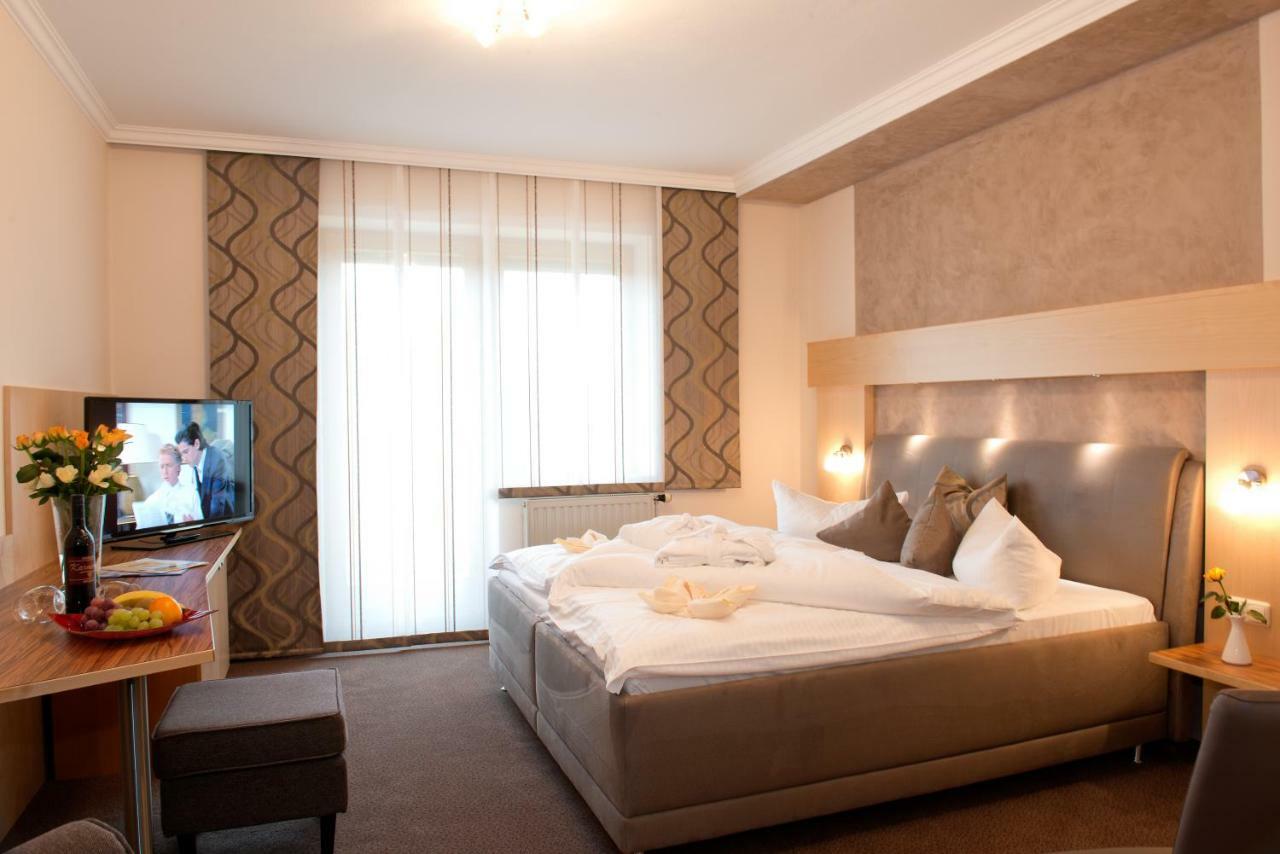 Dreilandhof Otel Fürstenfeld Dış mekan fotoğraf