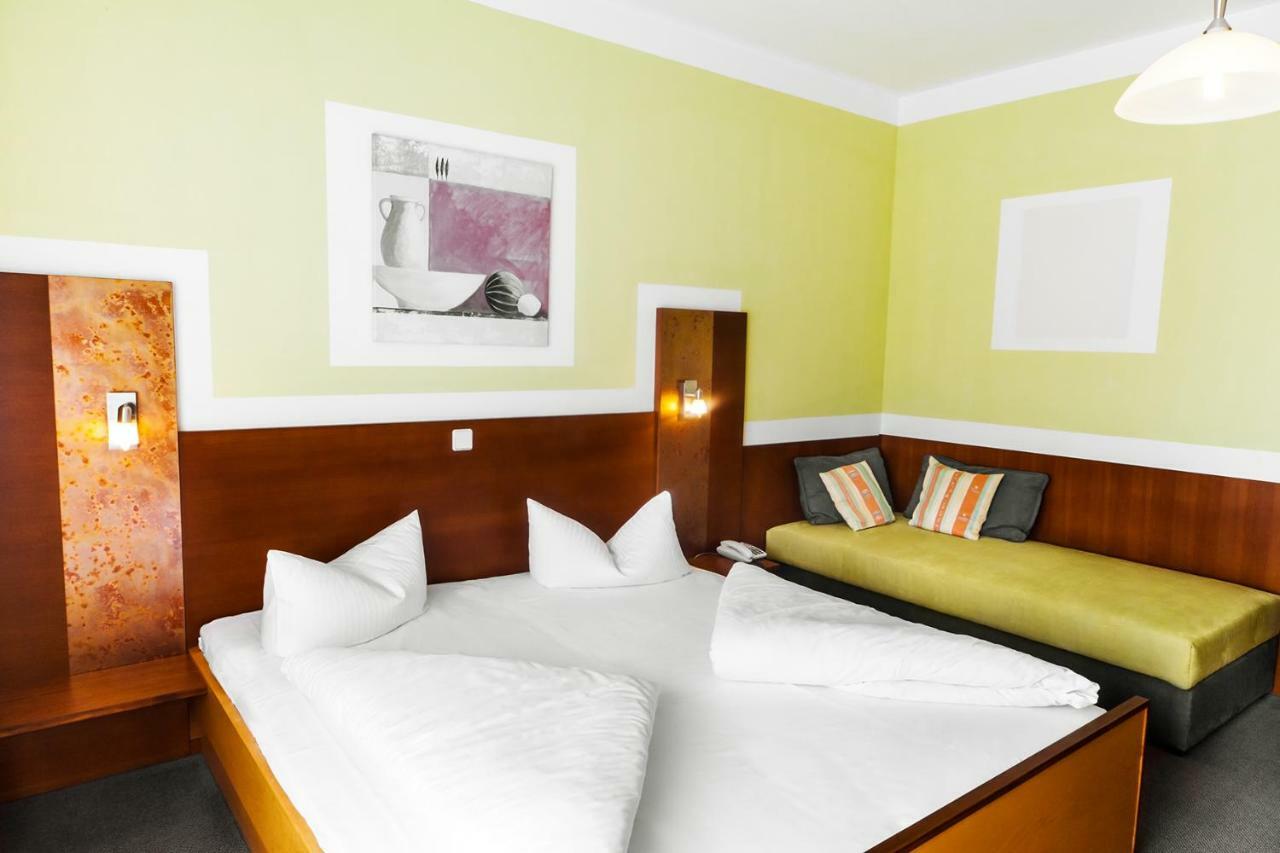 Dreilandhof Otel Fürstenfeld Dış mekan fotoğraf