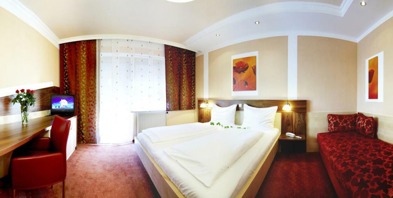 Dreilandhof Otel Fürstenfeld Dış mekan fotoğraf